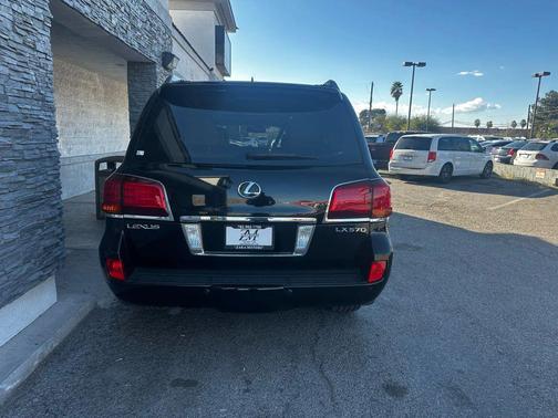 2010 Lexus LX 570 Base