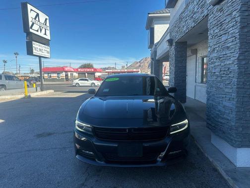2017 Dodge Charger SXT
