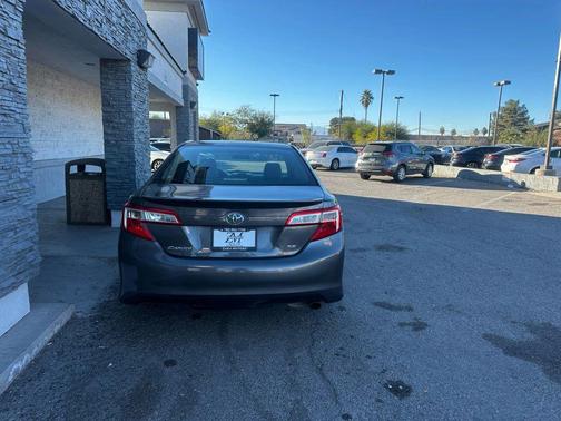 2012 Toyota Camry SE
