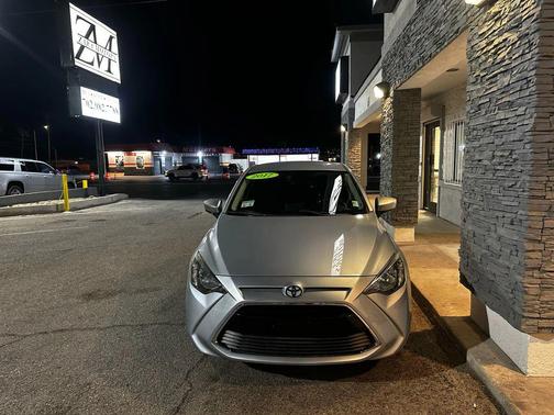 2017 Toyota Yaris iA Base