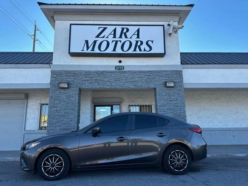 2015 Mazda Mazda3 i Sport