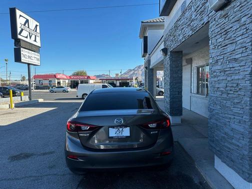 2015 Mazda Mazda3 i Sport