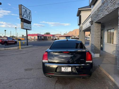 Phantom Black Tri-Coat Pearl 2015 Chrysler 300C Base