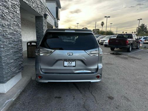 2013 Toyota Sienna SE