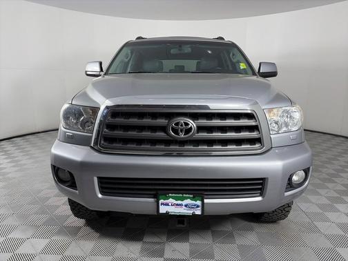 2010 Toyota Sequoia SR5