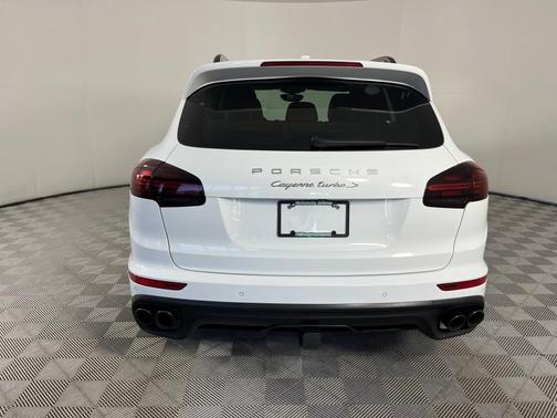 2016 Porsche Cayenne Turbo S