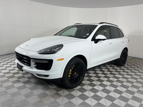 2016 Porsche Cayenne Turbo S