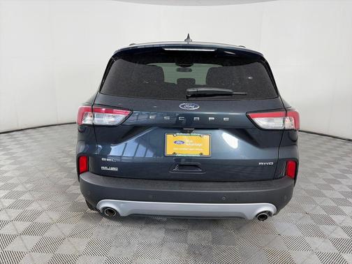 Blue Metallic 2022 Ford Escape SEL