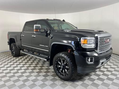 2018 GMC Sierra 2500 Denali
