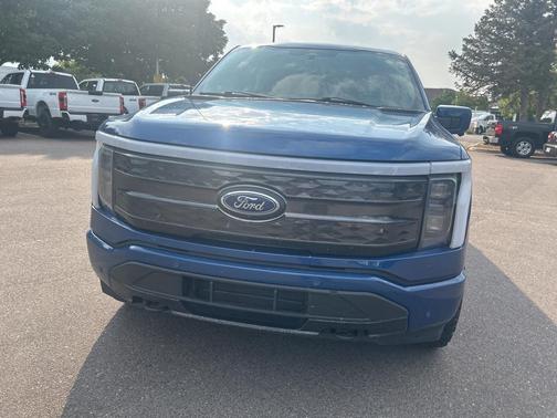 2022 Ford F-150 Lightning Platinum
