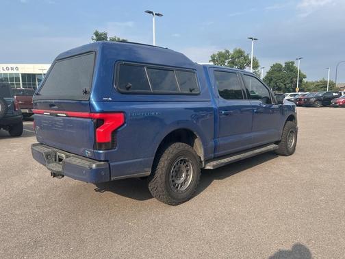 2022 Ford F-150 Lightning Platinum