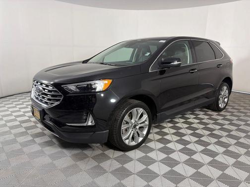 Black Metallic 2024 Ford Edge Titanium