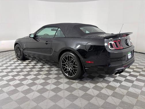 2013 Ford Shelby GT500 Base