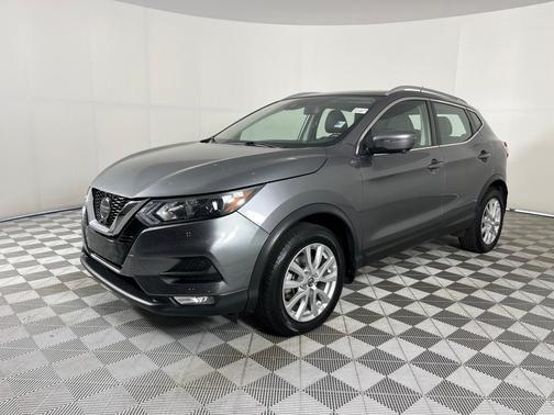 2022 Nissan Rogue Sport SV