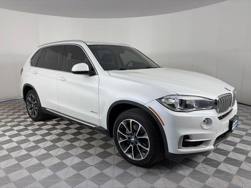 White Metallic 2015 BMW X5 xDrive35i