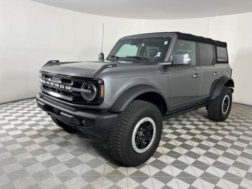 2022 Ford Bronco Outer Banks