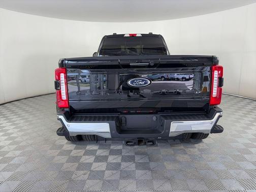 Black Metallic 2023 Ford F-350 Lariat Super Duty