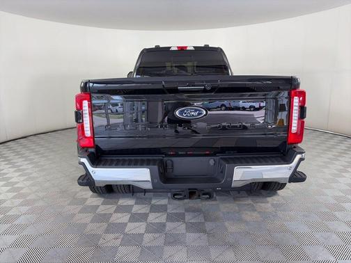 Black Metallic 2023 Ford F-350 Lariat Super Duty