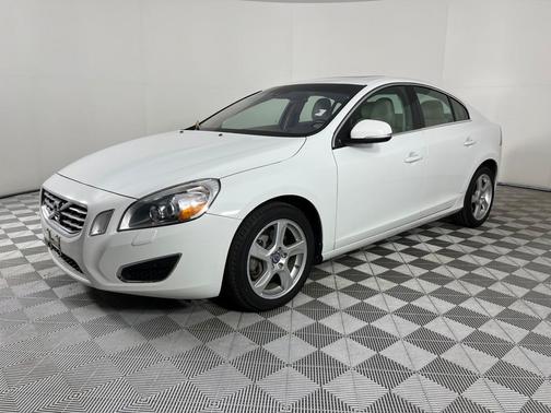 2013 Volvo S60 T5