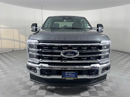 2025 Ford F-350 Lariat Super Duty