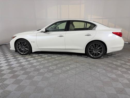 2016 INFINITI Q50 3.0T Red Sport 400