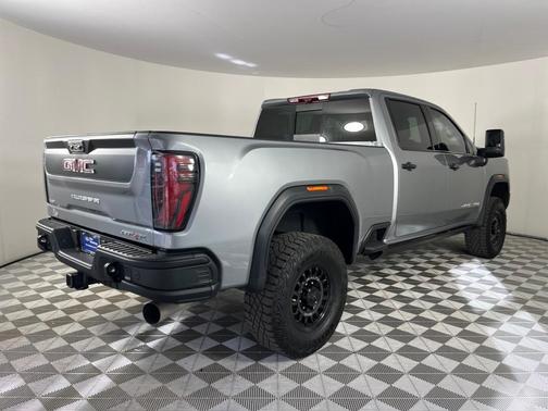 2025 GMC Sierra 2500 AT4X