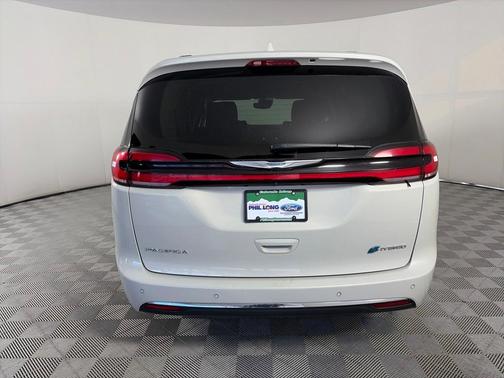 2021 Chrysler Pacifica Hybrid Touring L