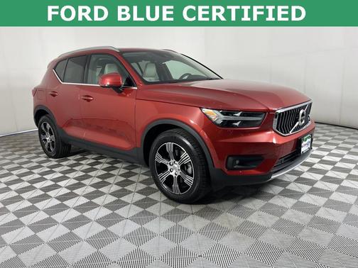 2022 Volvo XC40 T5 Inscription