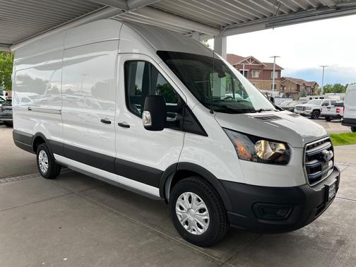 2023 Ford E-Transit Base