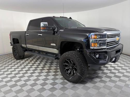 2016 Chevrolet Silverado 2500 High Country