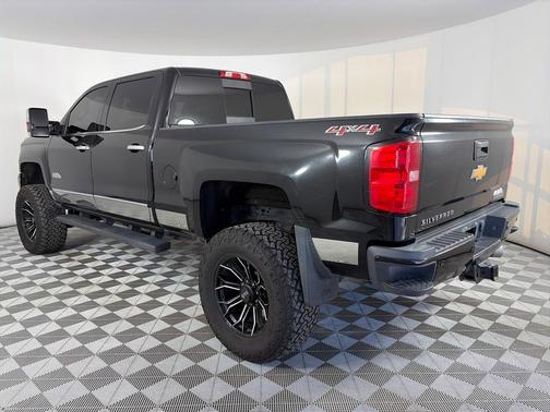 2016 Chevrolet Silverado 2500 High Country