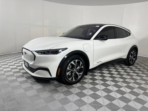 2021 Ford Mustang Mach-E Premium