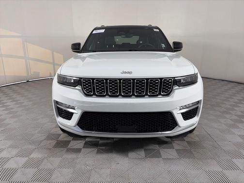 2024 Jeep Grand Cherokee Summit