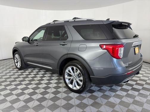 Gray Metallic 2023 Ford Explorer Platinum