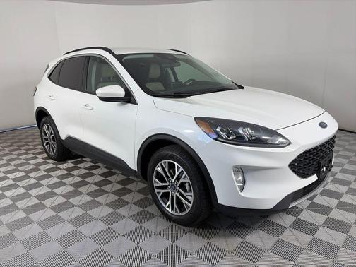 White Metallic 2021 Ford Escape SEL
