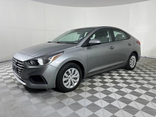 2021 Hyundai Accent SE