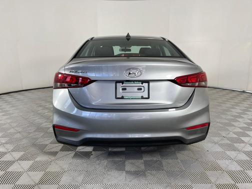 2021 Hyundai Accent SE