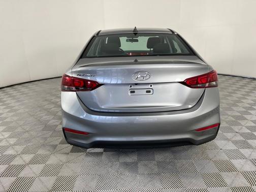 2021 Hyundai Accent SE
