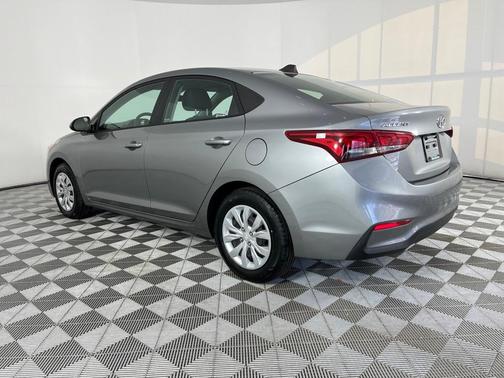 2021 Hyundai Accent SE