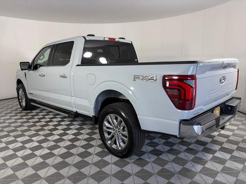 Avalanche 2024 Ford F-150 Lariat