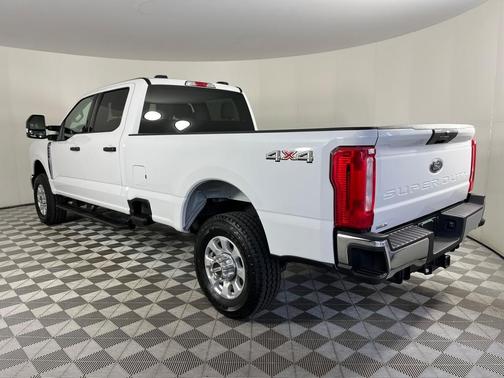 2024 Ford F-350 XLT