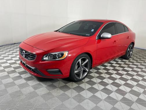 2014 Volvo S60 T6 R-Design