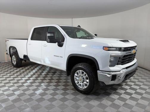 2024 Chevrolet Silverado 3500 LT