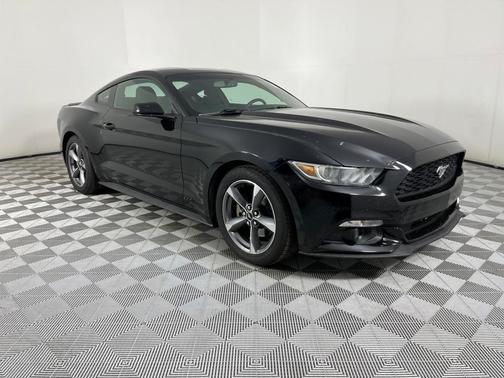 2016 Ford Mustang V6