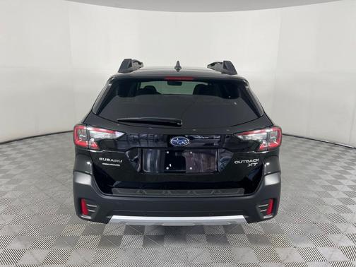 2021 Subaru Outback Limited XT