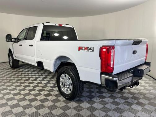 2024 Ford F-350 XLT