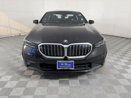 2024 BMW 530 i xDrive