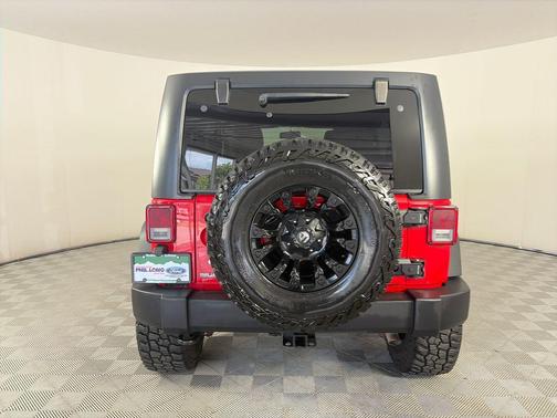 Firecracker Red Clearcoat 2016 Jeep Wrangler Unlimited Rubicon