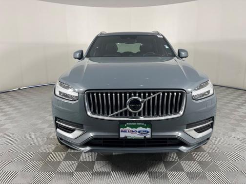 2020 Volvo XC90 Hybrid T8 Inscription 6 Passenger