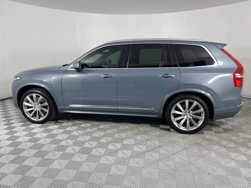 2020 Volvo XC90 Hybrid T8 Inscription 6 Passenger